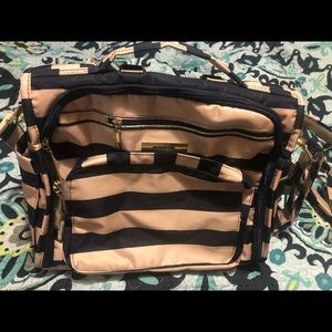 New Jujube diaper bag with backpack-straps!